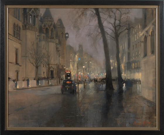 Nightfall, Fleet Street and the Royal Courts of Justice