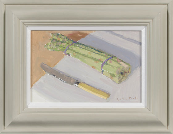 Asparagus with Knife