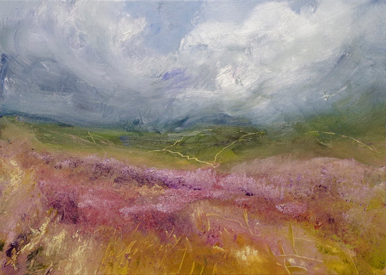 The heather blowing in the September breeze (High Moor, North Yorkshire)