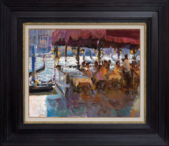 Lunchtime by the Rialto